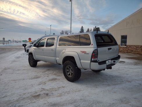 Used 2012 Toyota Tacoma 4x4 Double Cab w/ TRD Sport Pkg image 3