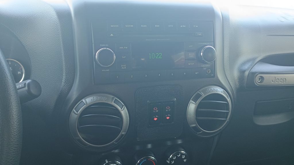 Used 2012 Jeep Wrangler Sport AWD/4WD image 10