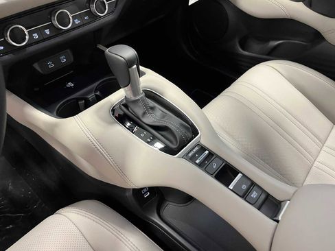 New 2026 Honda HR-V EX-L image 22