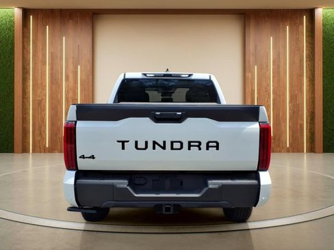 Used 2024 Toyota Tundra SR5 w/ SR5 Convenience Package AWD/4WD image 31