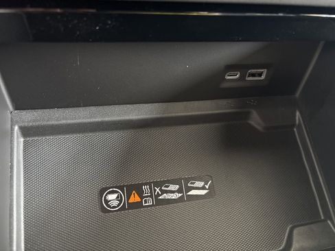 New 2026 GMC Yukon Elevation image 32