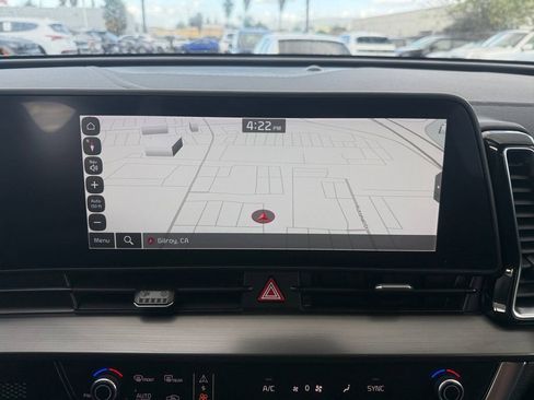 Used 2024 Kia Sportage EX image 17