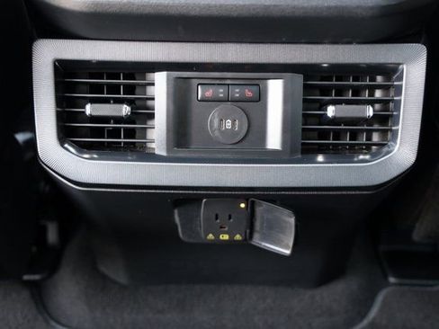 Used 2025 Ford F250 Platinum image 29