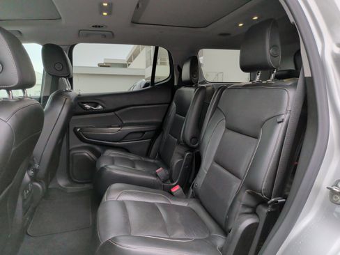 Used 2019 GMC Acadia SLT image 29