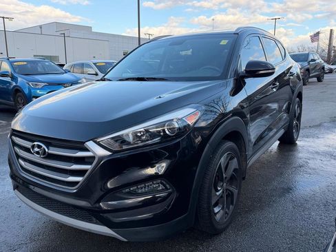 Used 2017 Hyundai Tucson Sport image 1