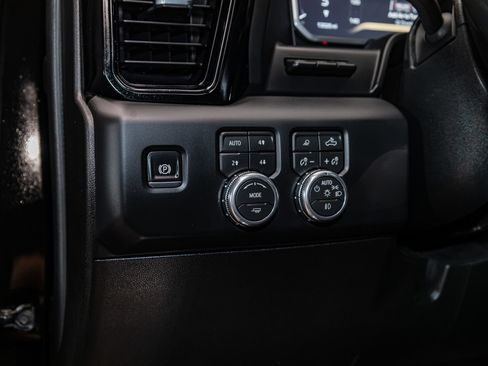 Used 2026 GMC Sierra 2500 AT4 w/ AT4 Premium Plus Package AWD/4WD image 16