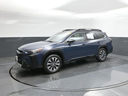 Used 2023 Subaru Outback Limited XT AWD/4WD image 1
