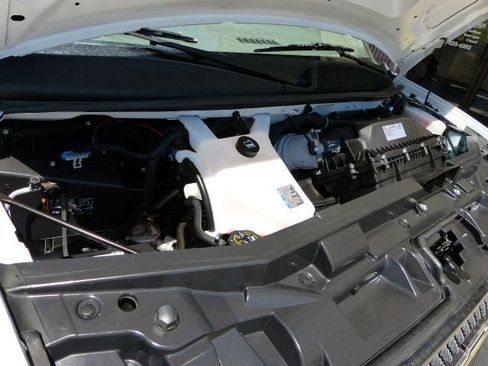 Used 2022 Chevrolet Express 2500 w/ Driver Convenience Package image 11