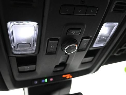 Used 2023 GMC Yukon Denali AWD/4WD image 35