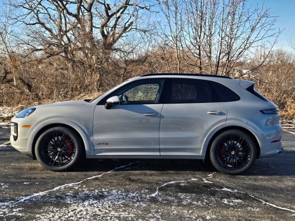 New 2026 Porsche Cayenne GTS AWD/4WD image 2