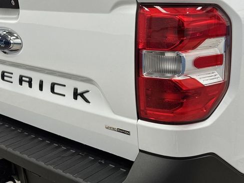 Used 2024 Ford Maverick XL image 29