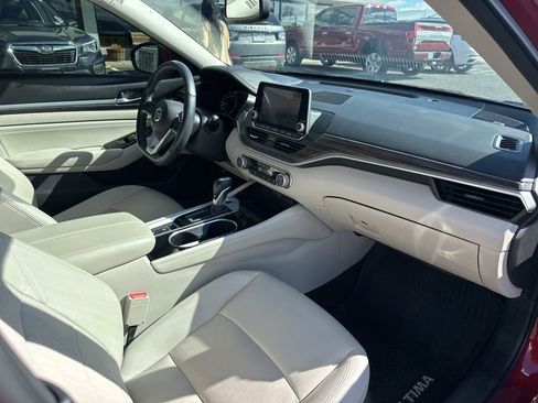 Used 2020 Nissan Altima 2.5 SL image 11
