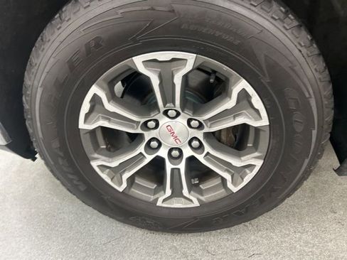 Used 2021 GMC Sierra 1500 SLE w/ X31 Off-Road Package image 29