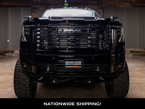 Used 2025 GMC Sierra 2500 Denali Ultimate image 4