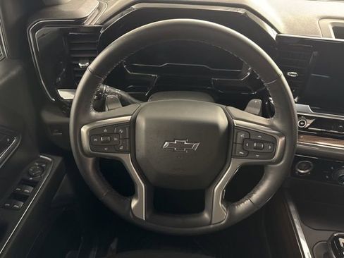 Used 2023 Chevrolet Silverado 1500 LT Trail Boss image 17