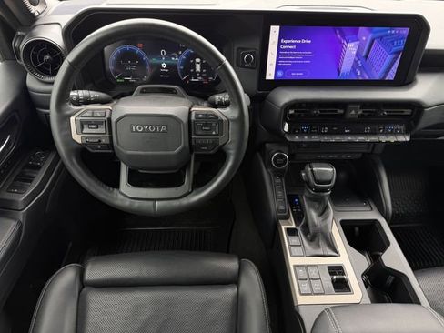 Used 2024 Toyota Land Cruiser image 12