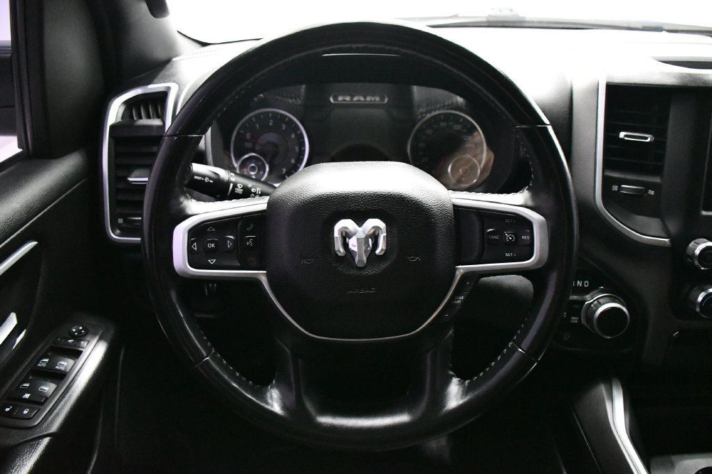 Used 2022 RAM 1500 Big Horn AWD/4WD image 9