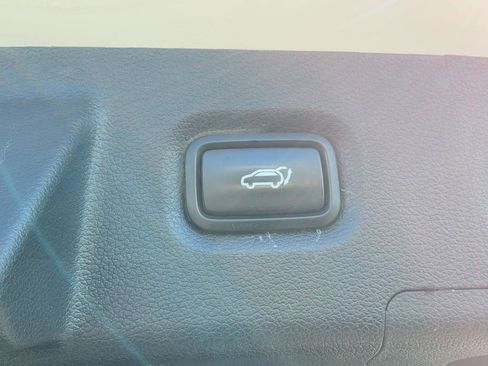 Certified 2021 Hyundai Santa Fe SEL w/ Convenience Package AWD/4WD image 10