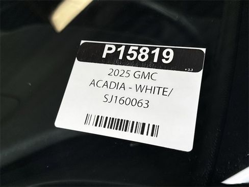Certified 2025 GMC Acadia Elevation image 34
