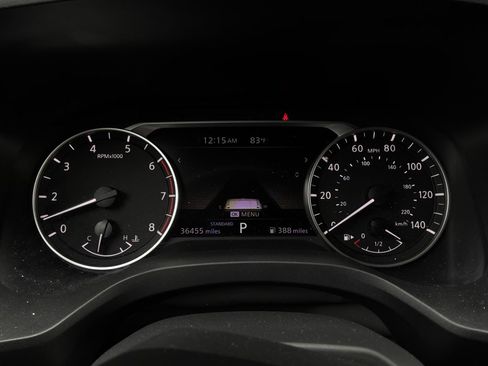 Used 2025 Nissan Rogue SV FWD image 37