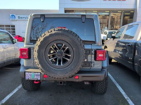 Certified 2024 Jeep Wrangler Unlimited Rubicon image 5