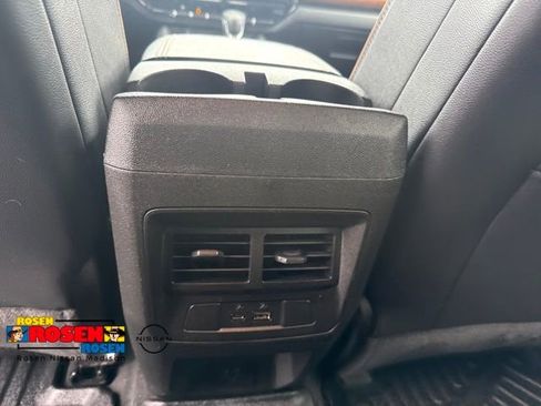 Used 2024 GMC Canyon AT4 w/ Canyon Safety Plus Package AWD/4WD image 21
