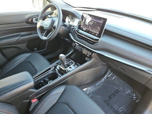 Used 2024 Jeep Compass Trailhawk w/ Trailer Tow Group image 14