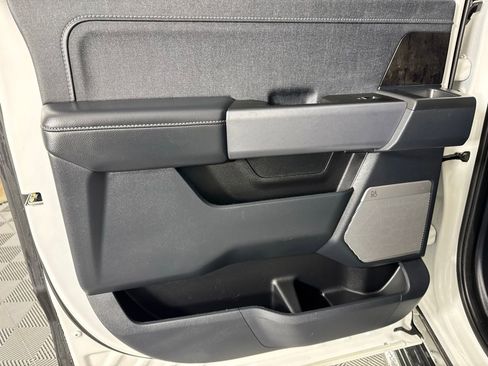 Used 2022 Ford F150 Lariat w/ Max Trailer Tow Package image 26