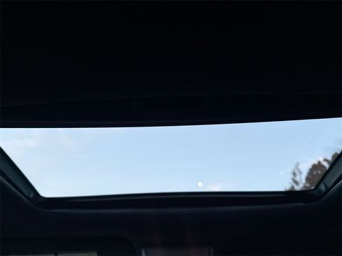 Used 2022 Honda Pilot TrailSport image 15