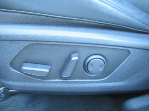 Used 2023 Kia Sportage EX image 18