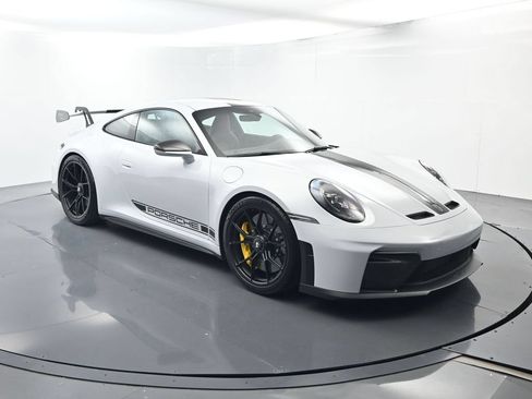 Certified 2026 Porsche 911 GT3 w/ Weissach Package RWD image 17