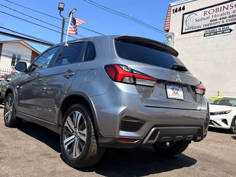Used 2025 Mitsubishi Outlander Sport AWD image 8