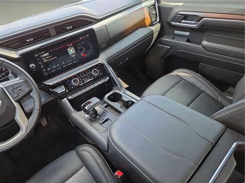 Used 2024 GMC Sierra 1500 Denali w/ Denali Reserve Package image 12