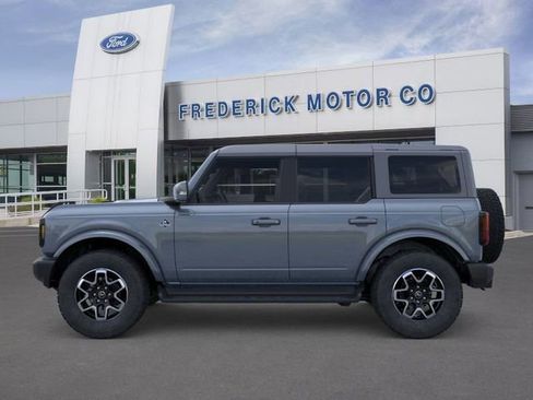 New 2025 Ford Bronco Outer Banks image 3