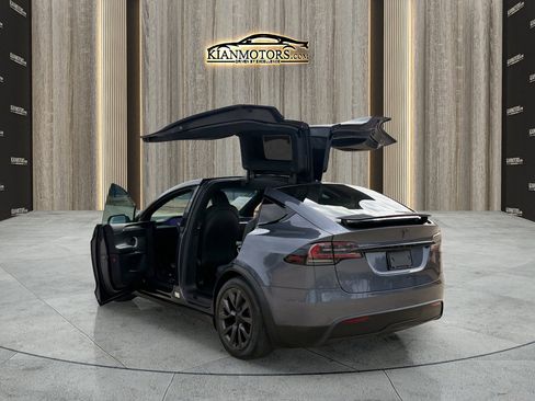 Used 2023 Tesla Model X image 15