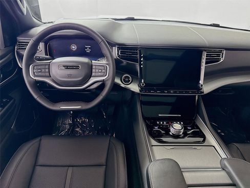 New 2026 Jeep Grand Wagoneer Limited AWD/4WD image 2