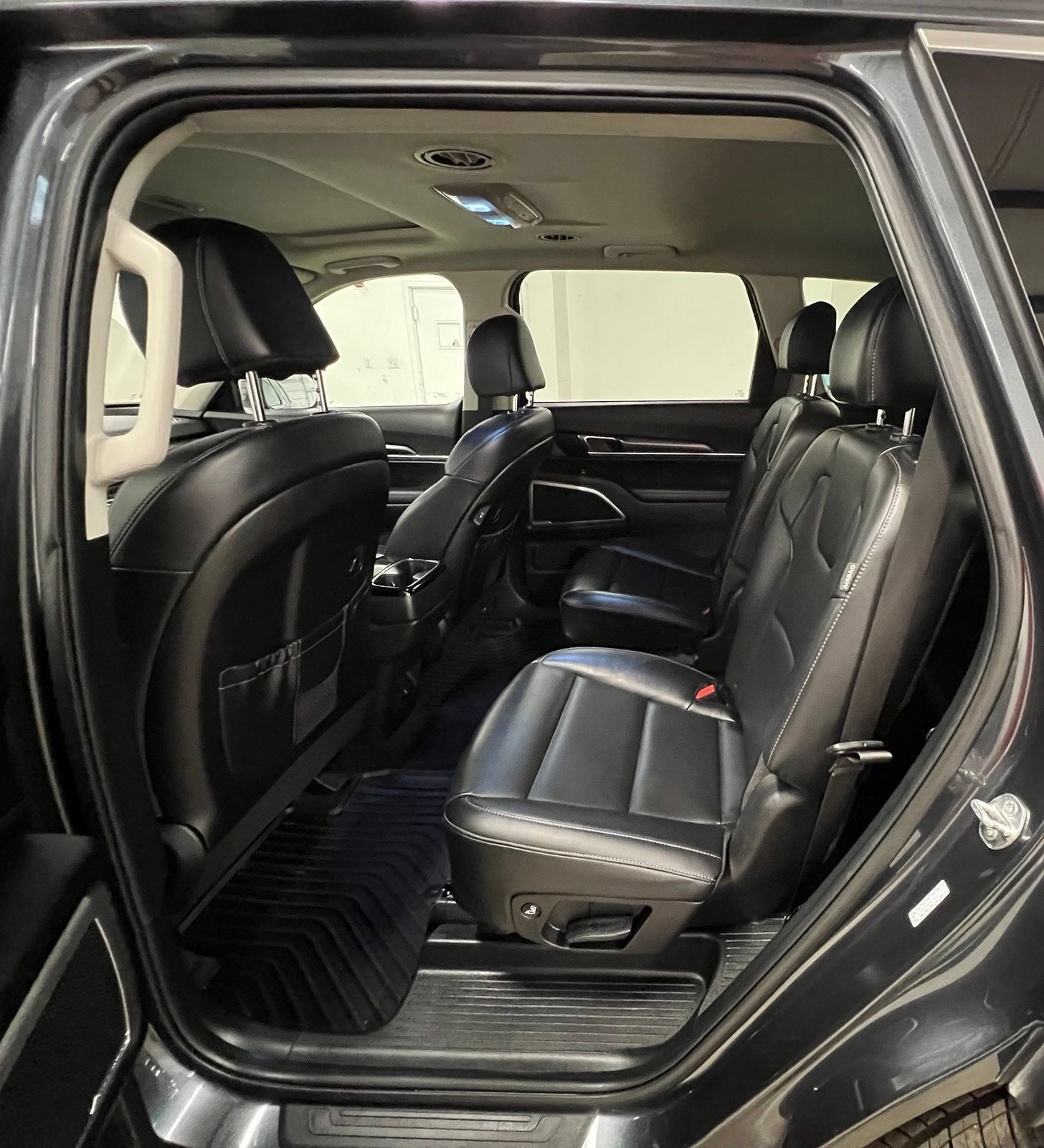 Used 2024 Kia Telluride S w/ S Sunroof Package FWD image 25