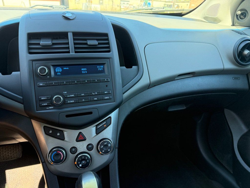Used 2012 Chevrolet Sonic LS FWD image 12