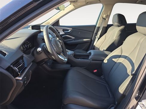 Used 2024 Acura RDX SH-AWD image 9