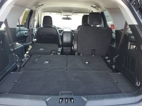 Used 2023 Ford Explorer XLT w/ Equipment Group 202A AWD/4WD image 22