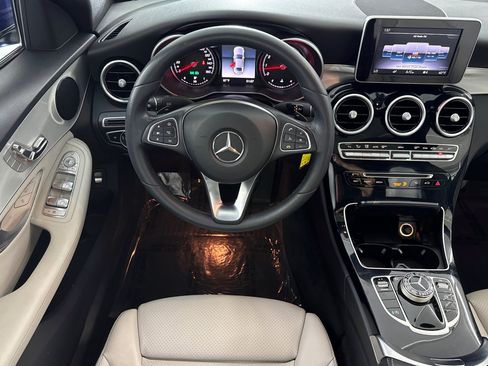 Used 2018 Mercedes-Benz C 300 Sedan image 29