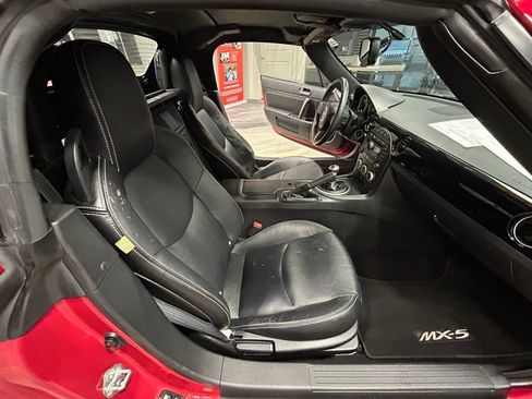Used 2012 MAZDA MX-5 Miata Special Edition image 32