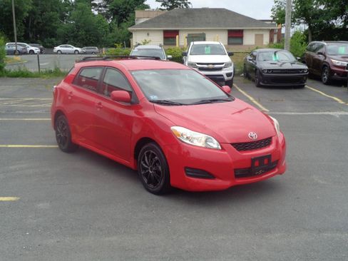Used 2009 Toyota Matrix FWD image 6