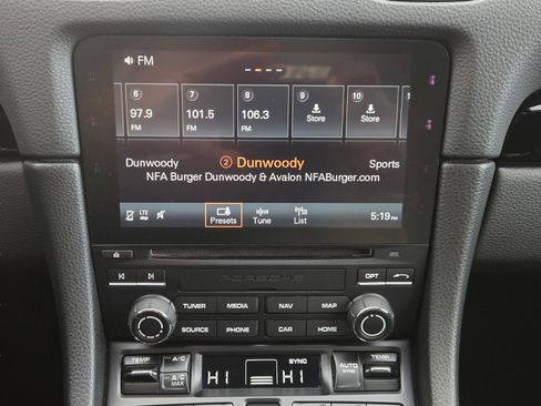 Used 2022 Porsche 718 Boxster image 17