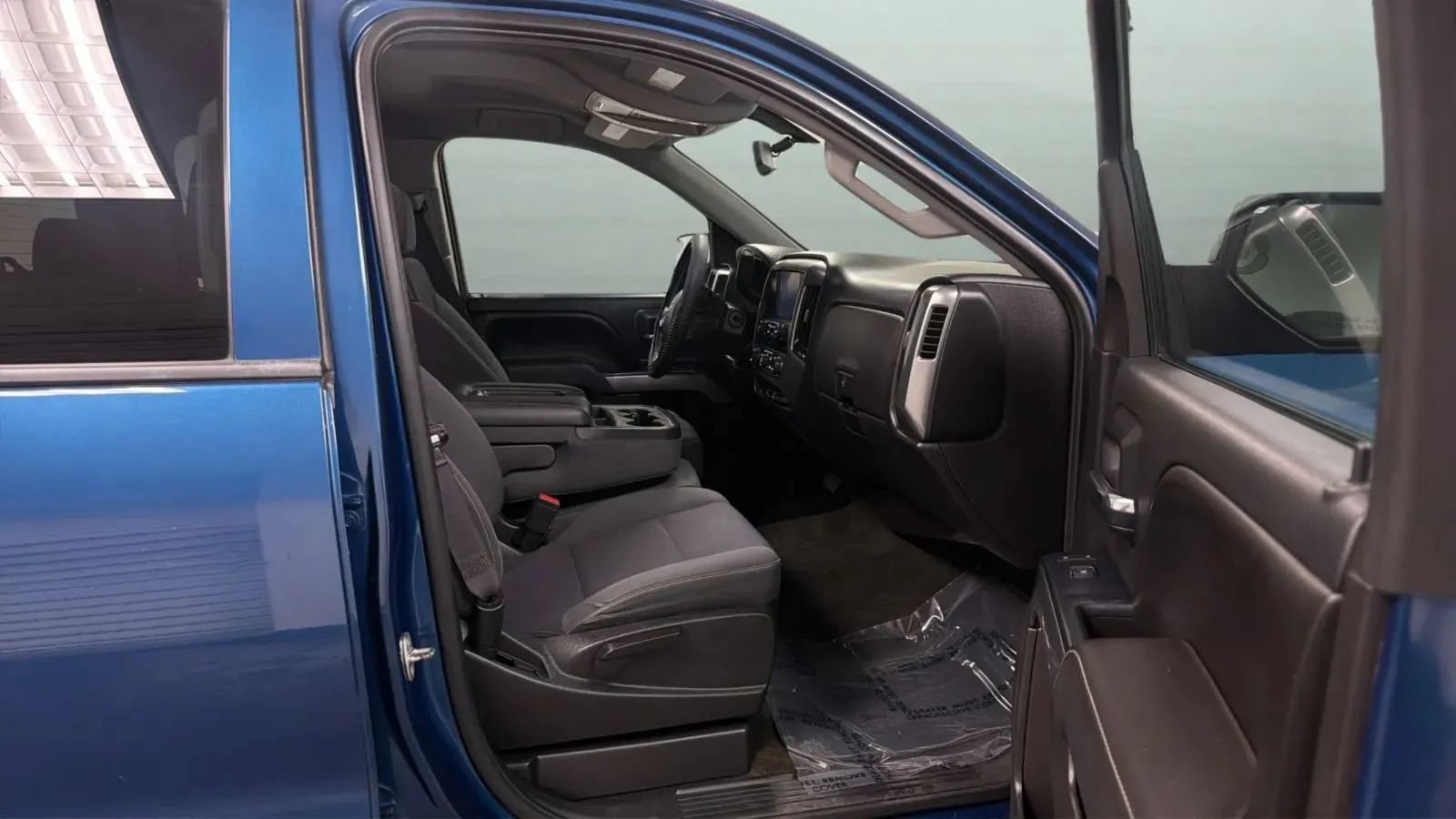 Used 2017 Chevrolet Silverado 1500 LT w/ All Star Edition RWD image 21