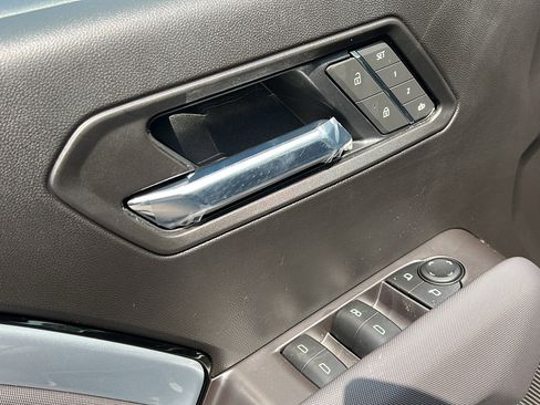 New 2026 Chevrolet Colorado Z71 w/ Technology Package image 18