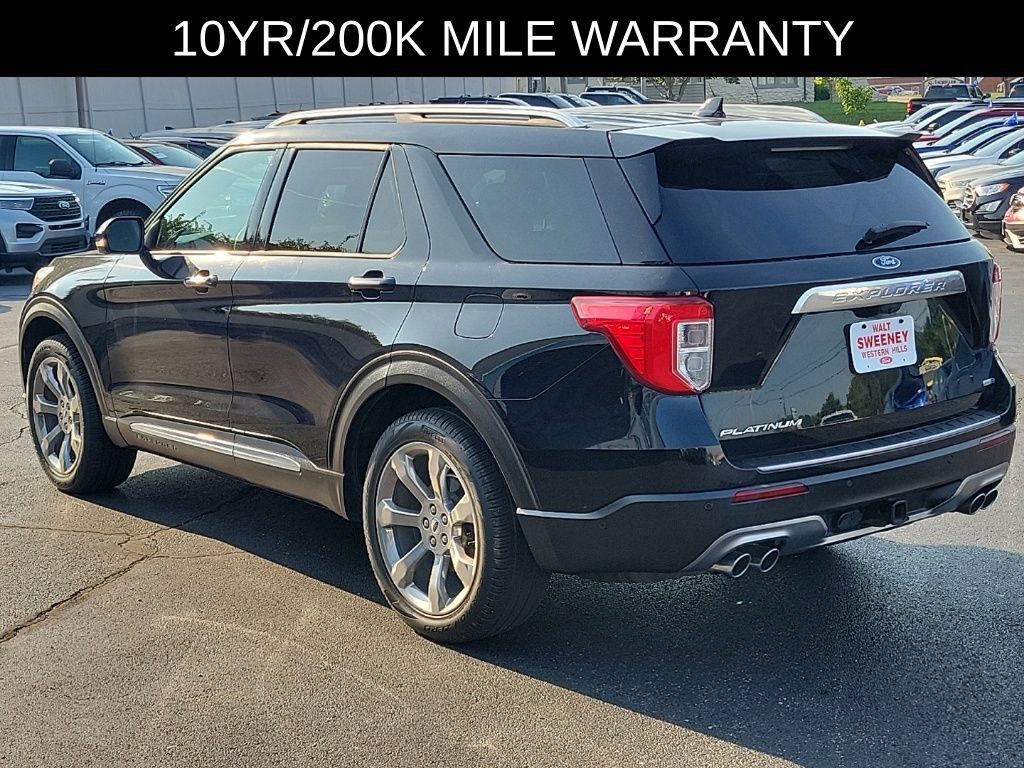 Used 2020 Ford Explorer Platinum AWD/4WD image 3