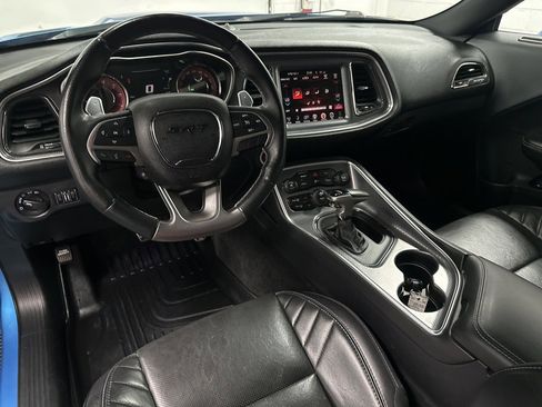 Used 2016 Dodge Challenger SRT Hellcat image 13