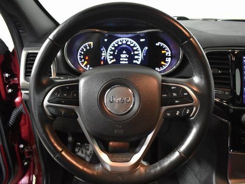 Used 2019 Jeep Grand Cherokee Limited image 14