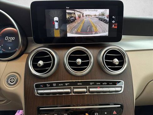 Used 2022 Mercedes-Benz GLC 300 GLC 300 image 20